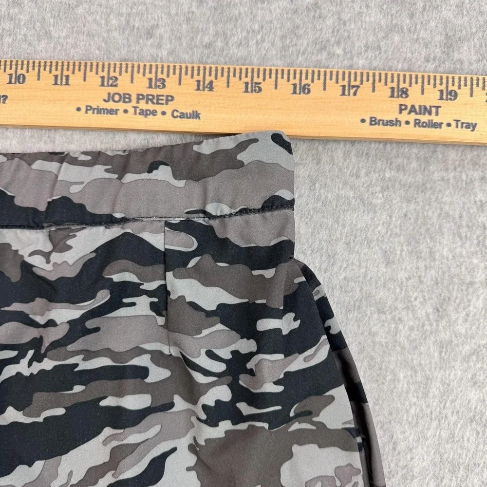 Nike Dri-FIT Training Shorts Mens Large Gray Camo Running Gym 32x9 685236-010